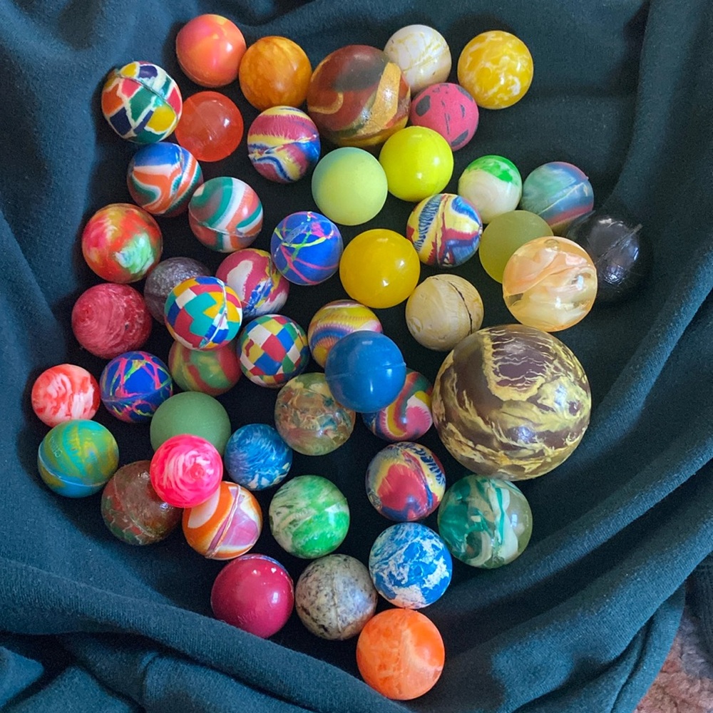 Vintage bouncy ball lot
